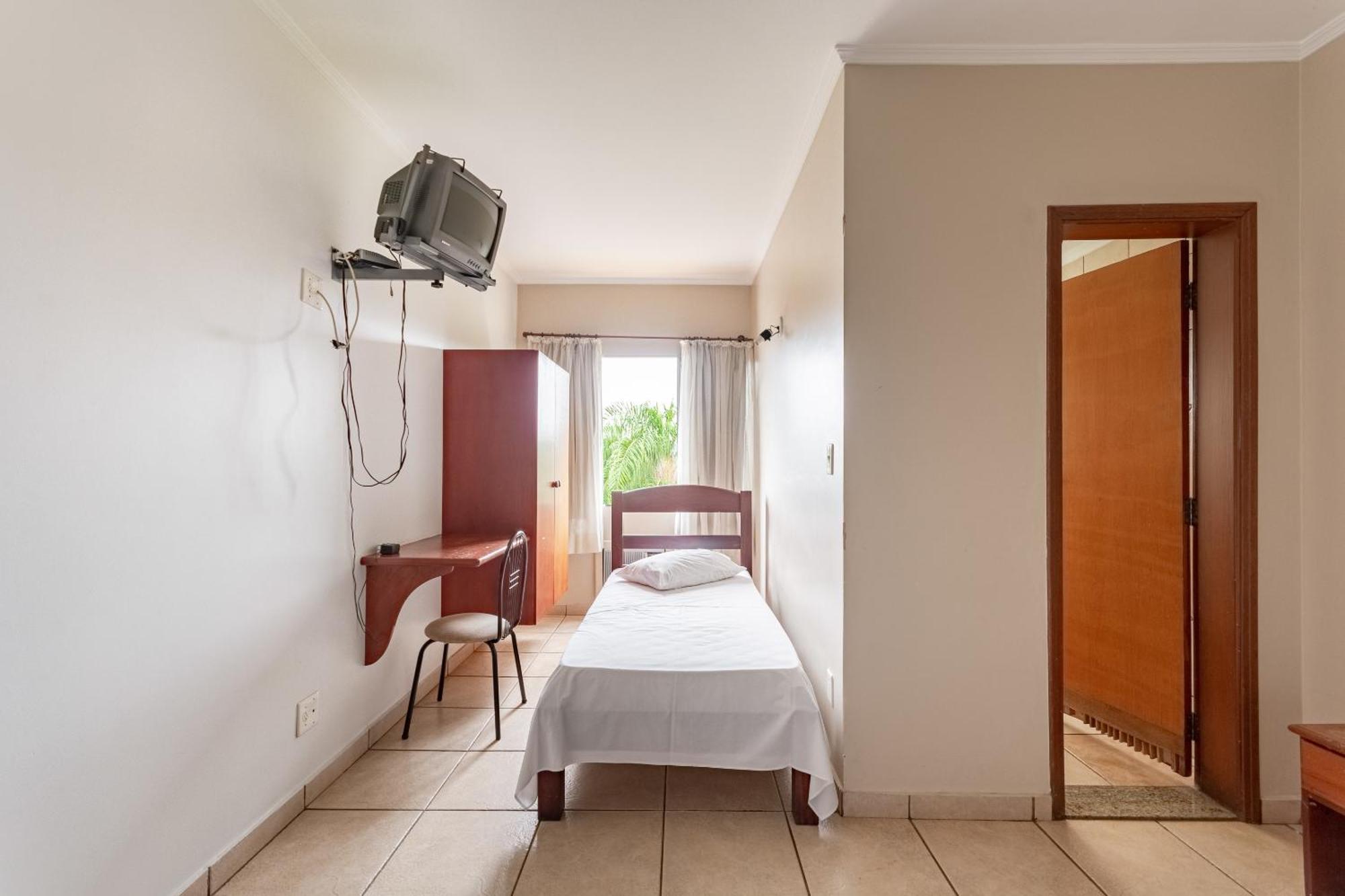 Oyo Rica, Hotel 4*